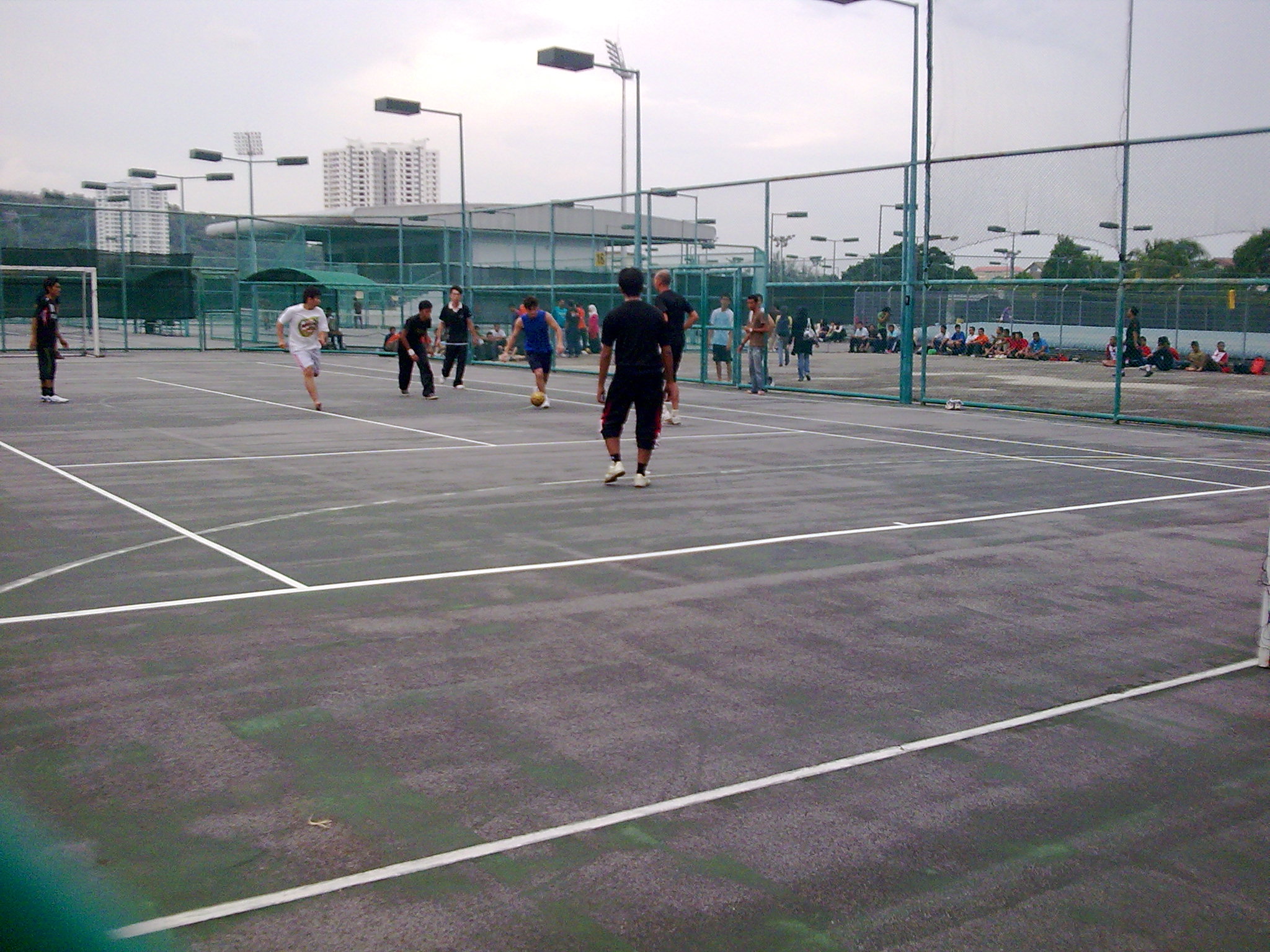 First year junior against second year seniors, they tried their best to win.